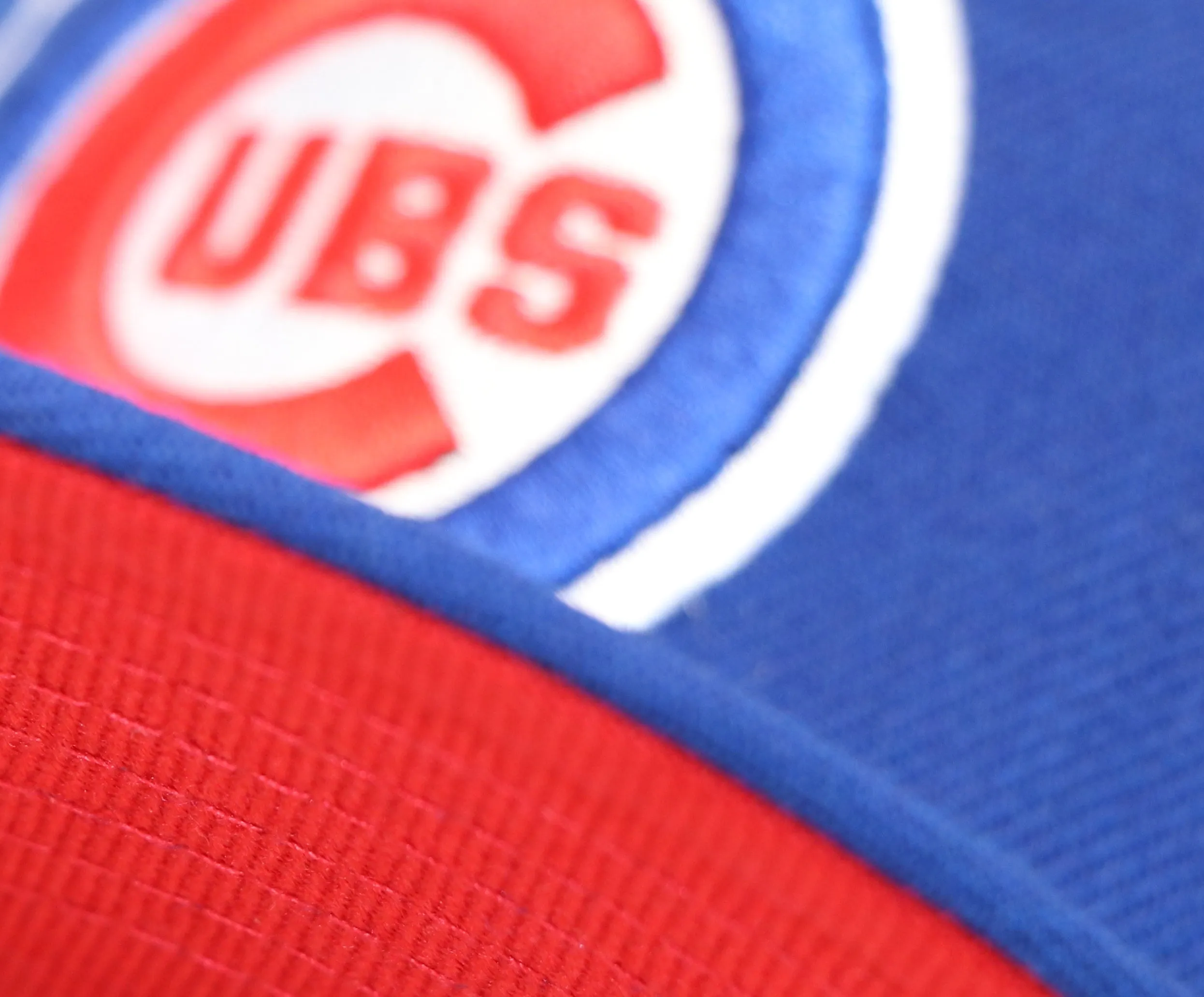 CHICAGO CUBS (911 FLAG) NEW ERA 9FIFTY SNAPBACK (RED UNDER VISOR)