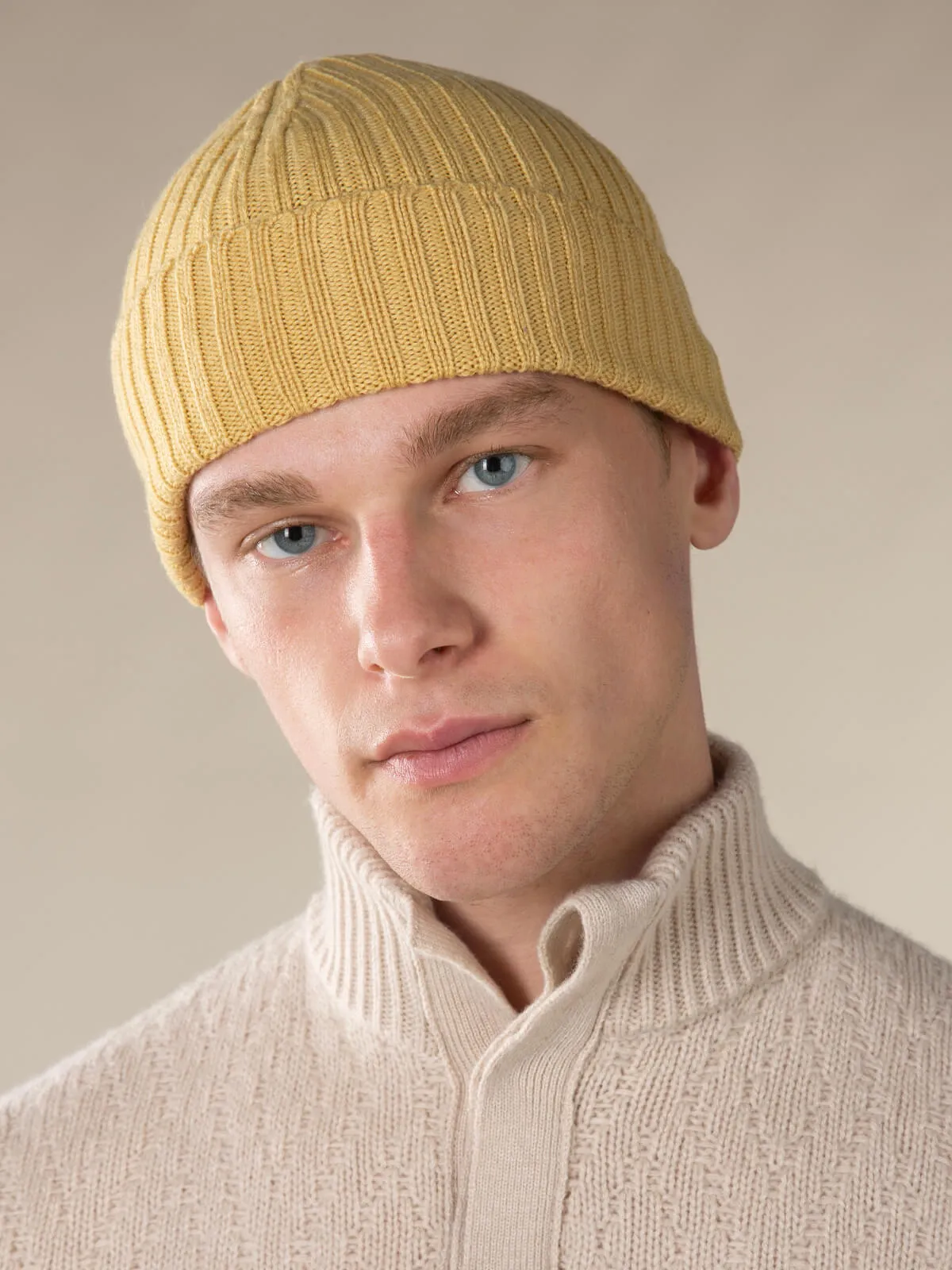 Extrafine Merino Hat Mustard