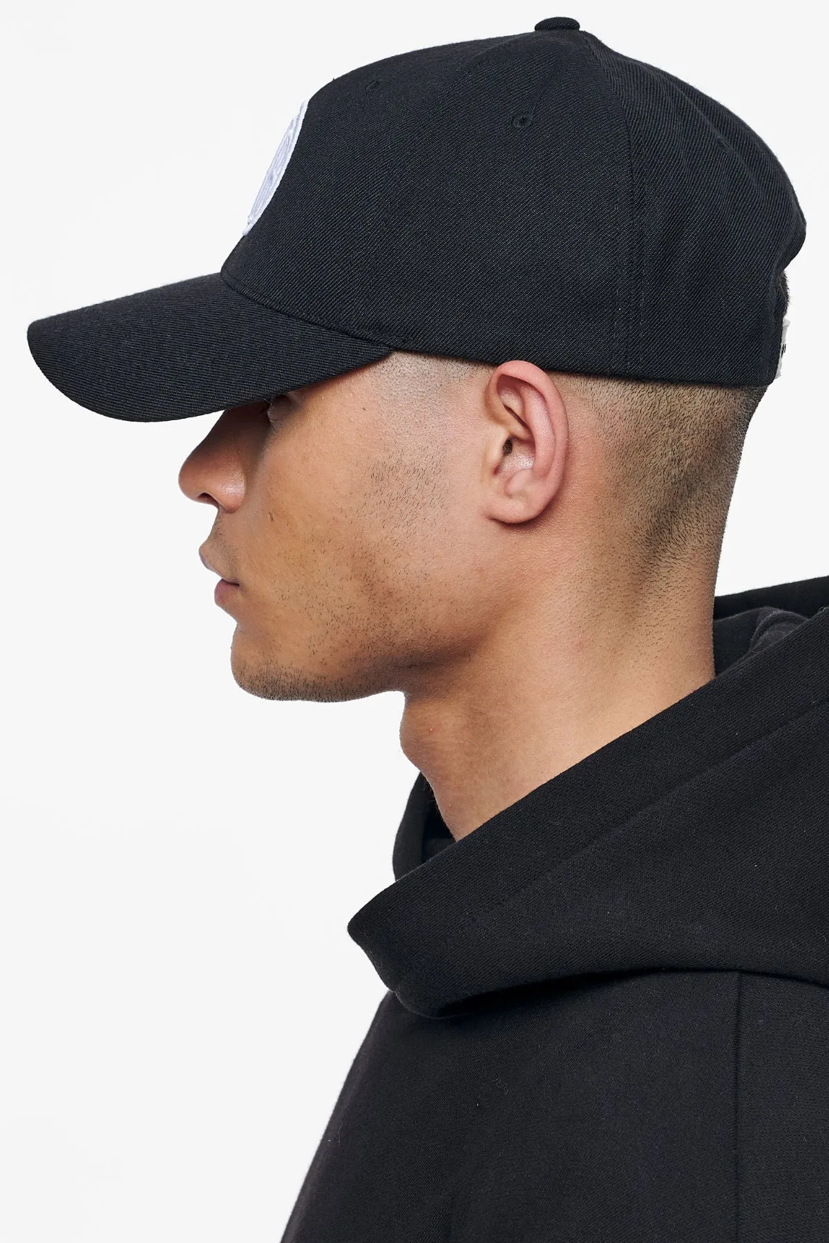 Percy Curved Cap Black